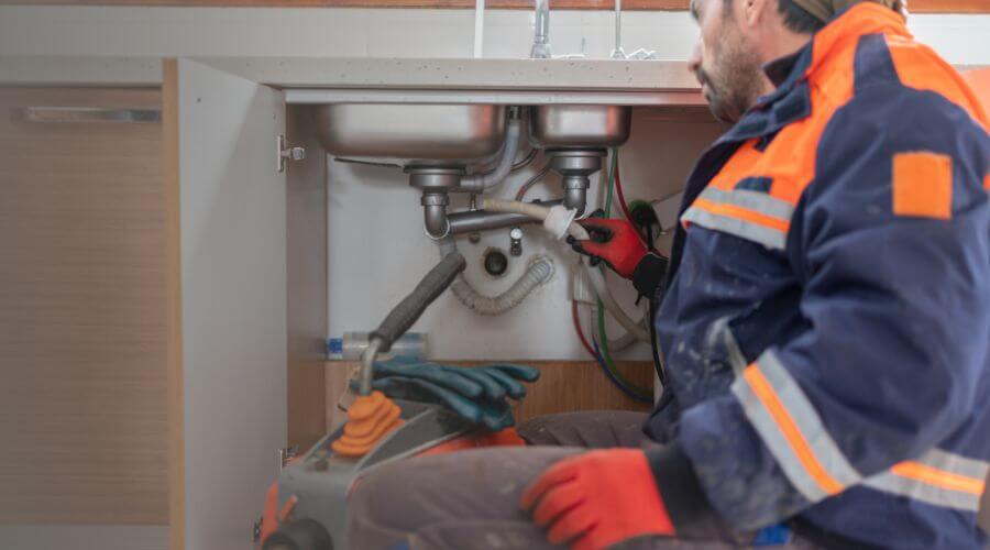 Professional tankless water heater installation services in Olin, IA